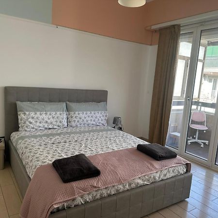 La Rosa Di Roma Di Momy Apartman Kültér fotó