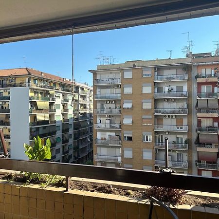La Rosa Di Roma Di Momy Apartman Kültér fotó